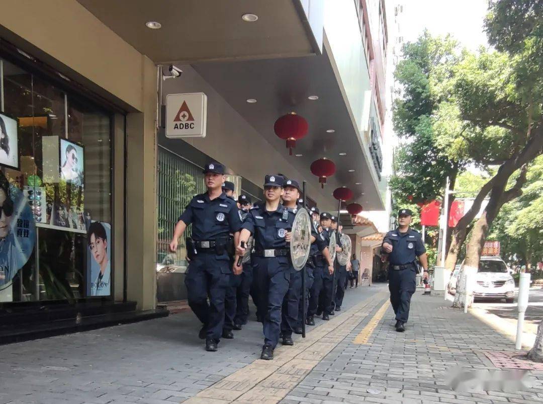 云浮吧招聘_云浮城北1台车 疑因充电起火 现场浓烟弥漫 消防紧急出动...(2)