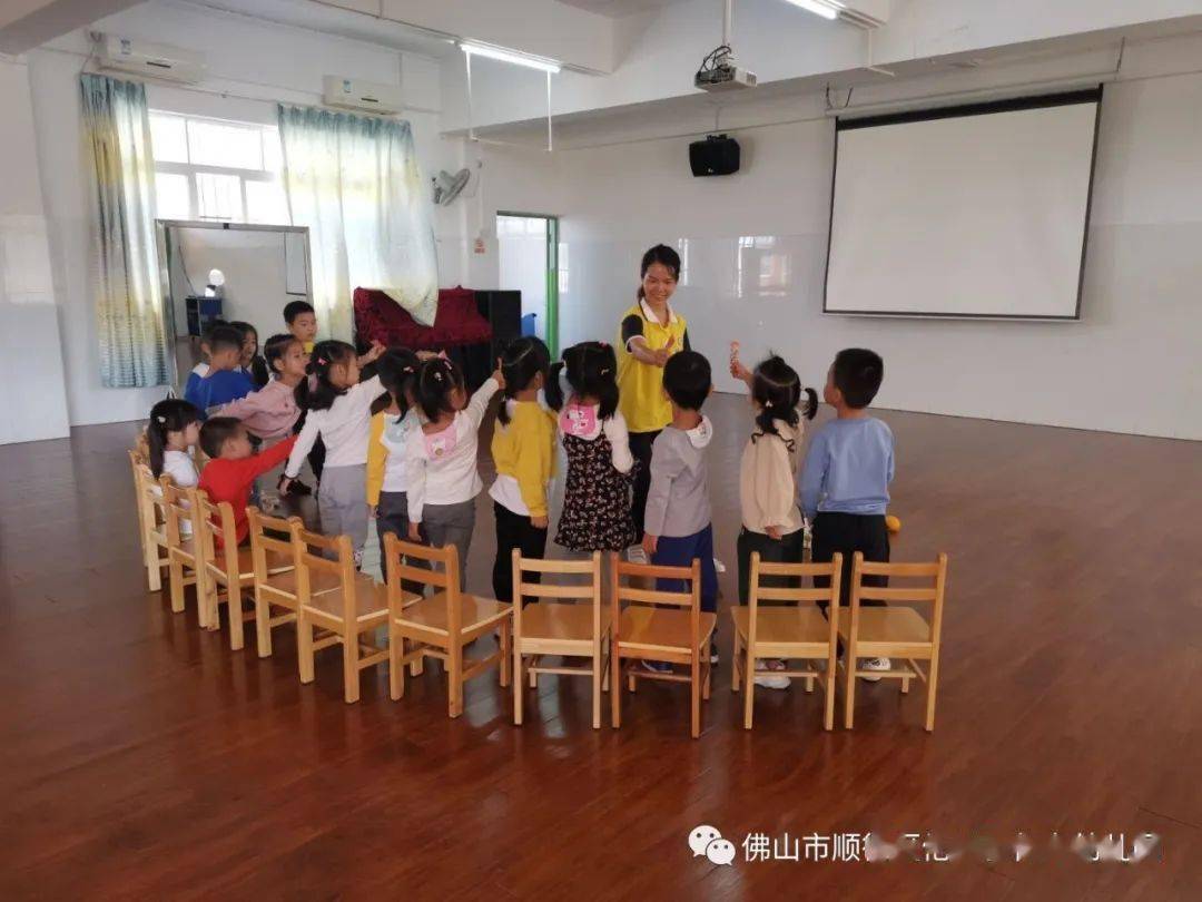 
智慧学习 配合提高——新伟力幼儿园英语教学培训_九游会j9网站首页(图3)