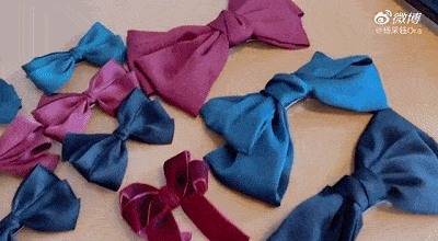 蝴蝶结|戴上蝴蝶结的虞书欣，可不就是在逃公主本人呢？