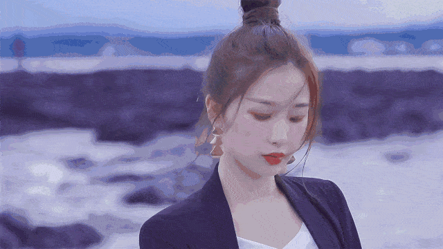 虞书欣|都是女生，她凭什么能活得如此恣意且真实？