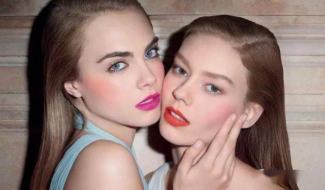 面部|美妆丨秒变巴掌大小的脸&粉嫩婴儿肌！只须一个腮红来搞定！