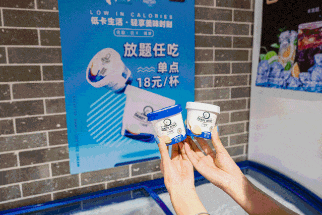 尊鱼坊 · 海鲜放题  地址:海珠区江南西富力海珠城a区4楼406( 地铁2