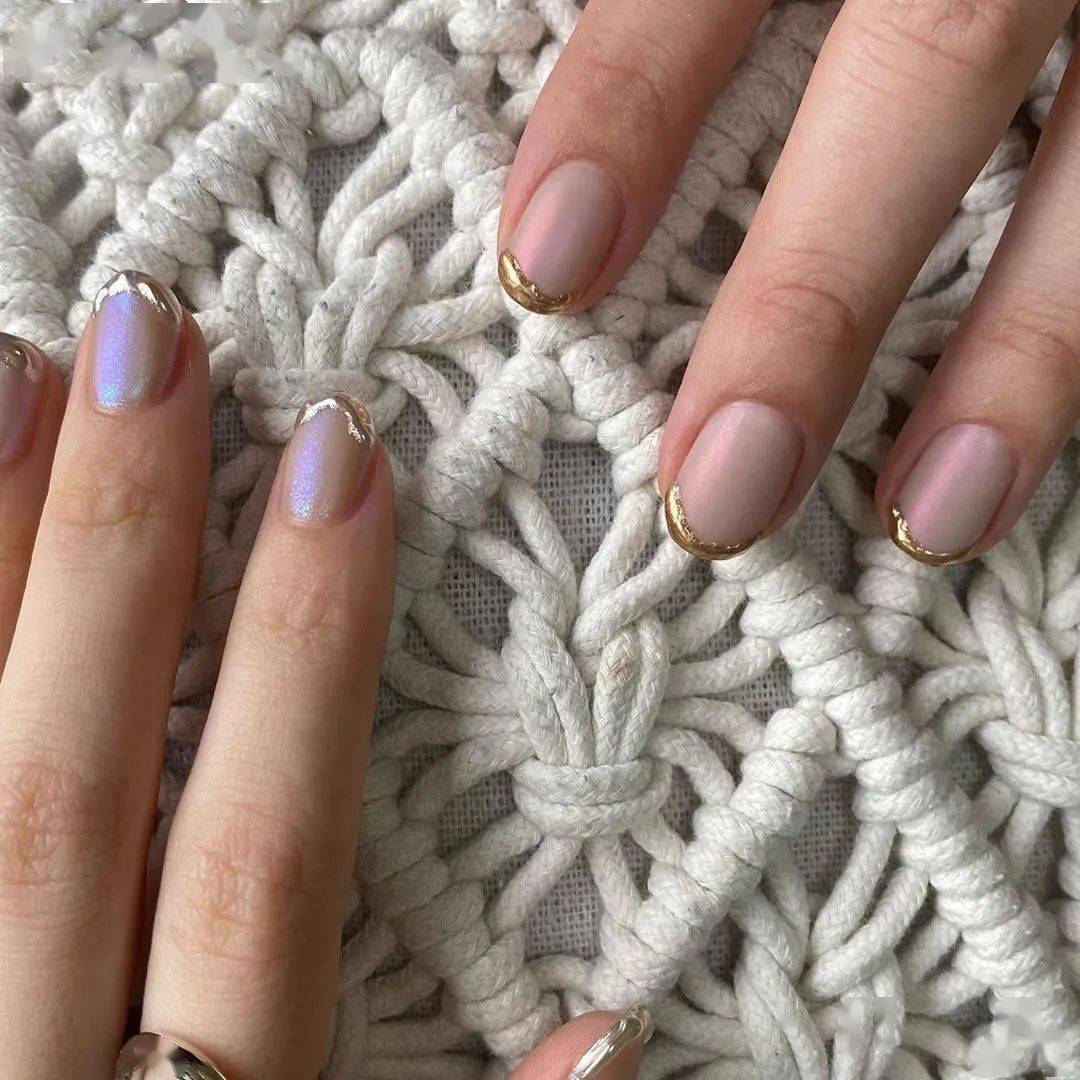 款式|每刻美丨两大流行款式的秋季美甲新鲜直达