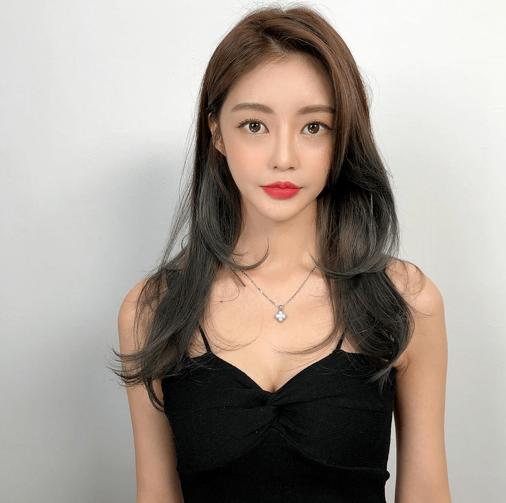 层次|学会这几点,秋季长发更迷人