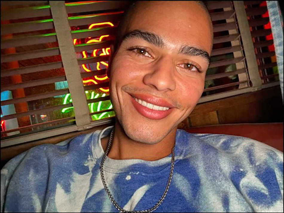 iPhone|iPhone 12今日上市，我们上手后发现这三个优势