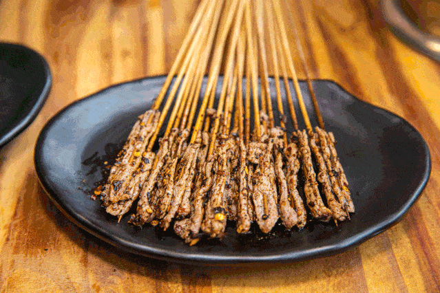 地址|没有人饿着回家！24点后的昆明