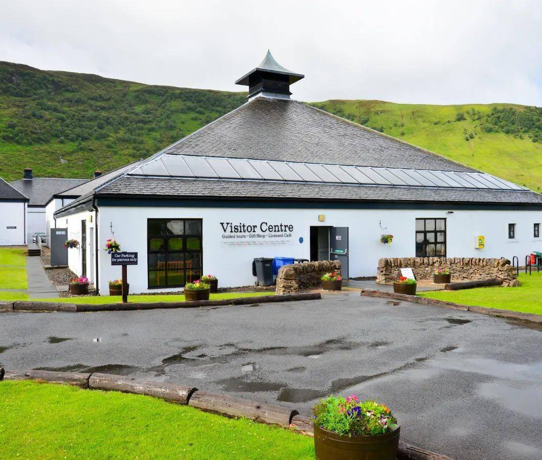 Arran|限量120瓶太惊喜了!英女王亲自站台的苏威!罕见阿玛罗尼红酒桶陈年