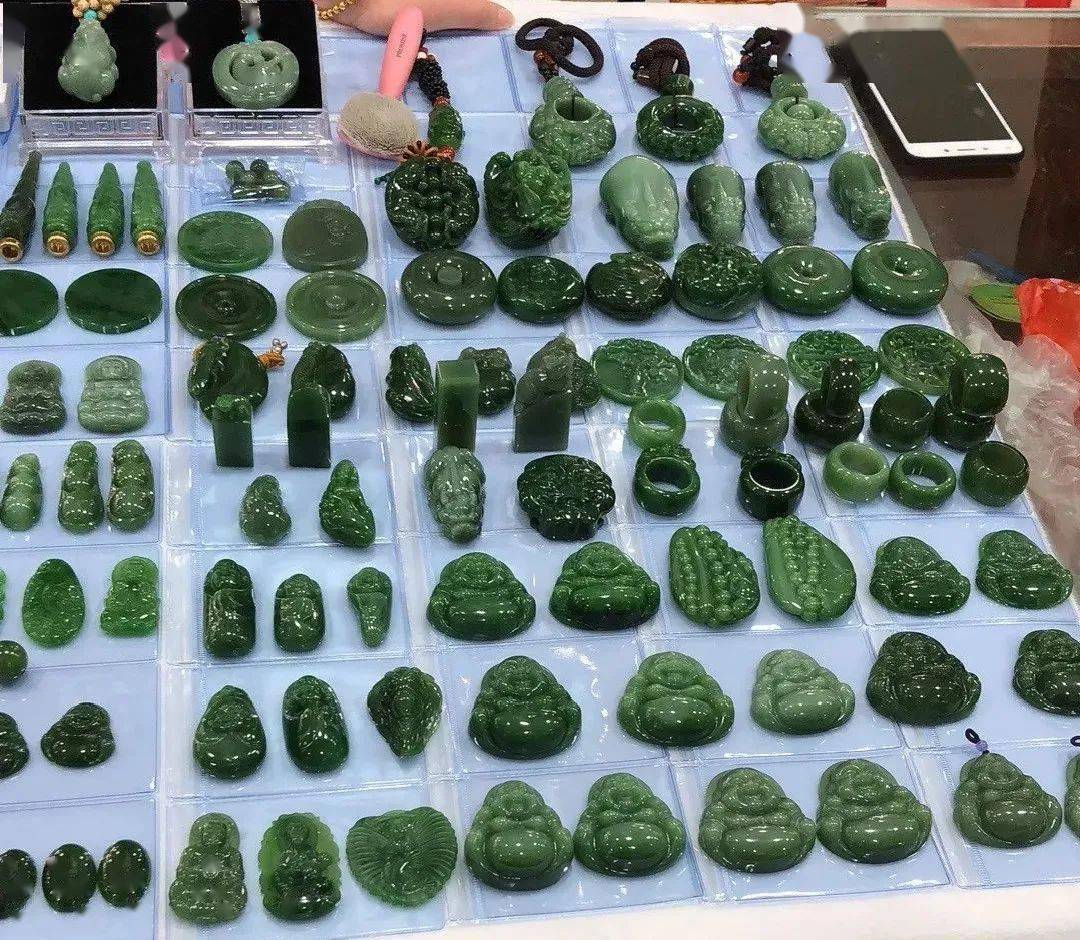 颜色|9890万！凭什么这个玉卖这么贵？