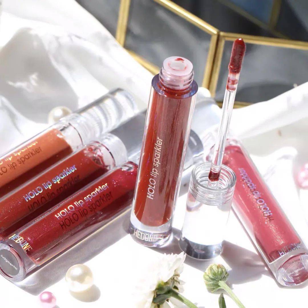 赵今麦|“国民闺女”赵今麦太会搞头发了!麦穗卷+胎毛刘海美丽翻倍!