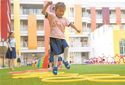 广安|四川广安提出三年建160所公办园，今年公办园学位占比达80%——“不能政府省小钱，让老百姓花大钱”