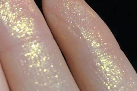 眼影|快速完妆零技巧，1分钟搞定眼影~！