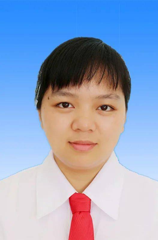 在职大学学历,现任河池市宜州区刘三姐镇财政所副所长,四级主任科员