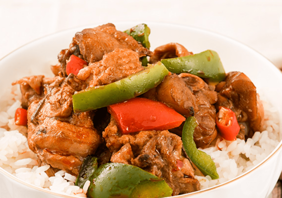 麻辣嫩牛锅,黄焖鸡米饭,广味煲仔饭,毛血旺. 在芝加哥也能随时吃到!