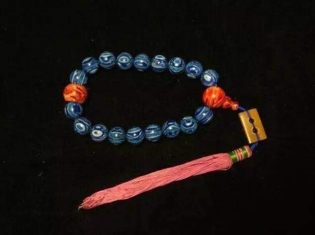 全无|5大奇葩手串:女人越戴越丑,不仅气质全无,还会阴阳失调!