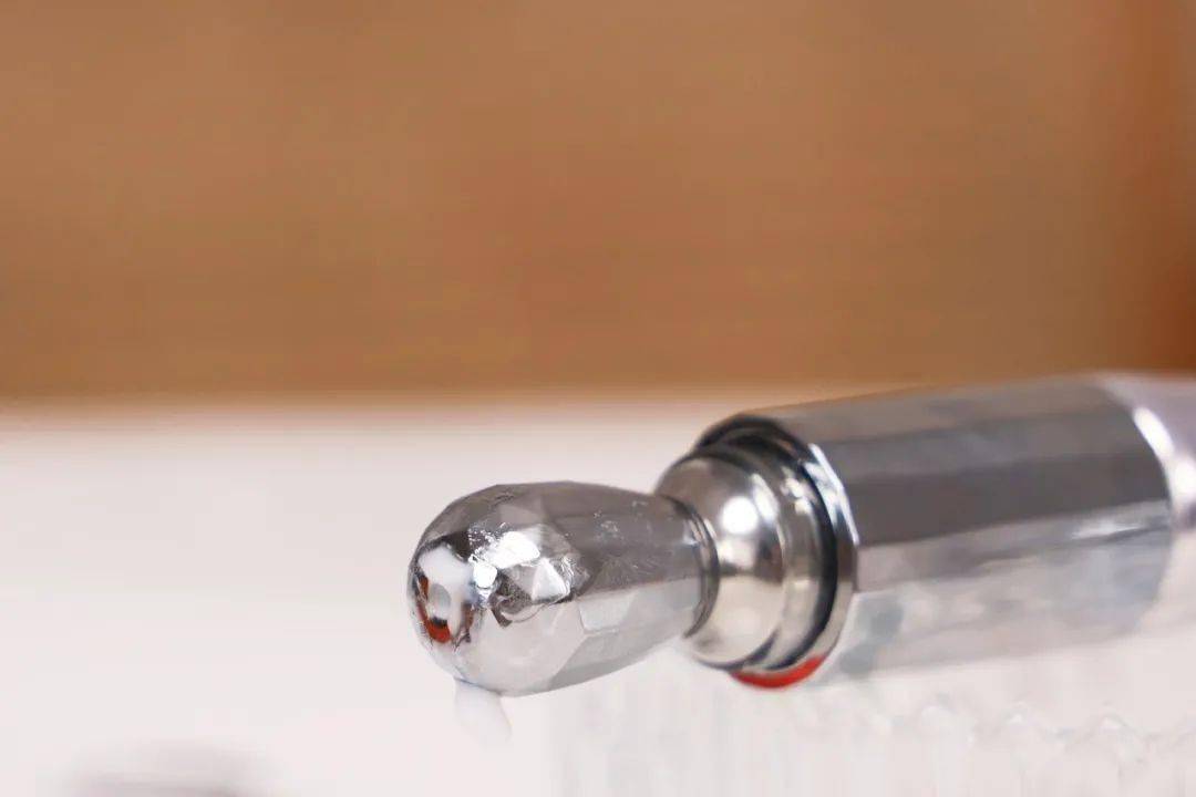 智商|捌种草 | 说眼霜都是智商税的，那是你还没遇到它！