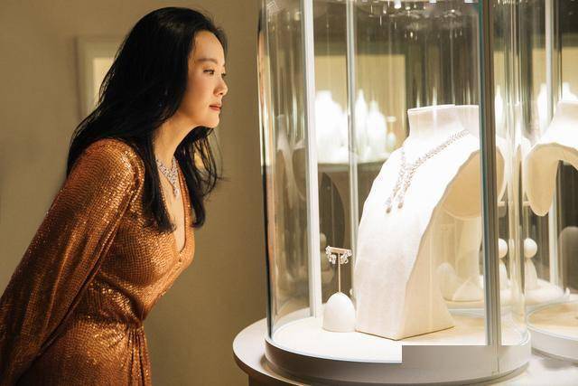 风格|特别策划 | 自然奇境风格闪耀 卡地亚全新「SUR」NATUREL高级珠宝展晚宴