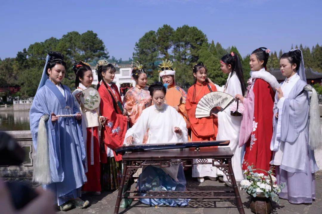 大观园汉服游园贺重阳