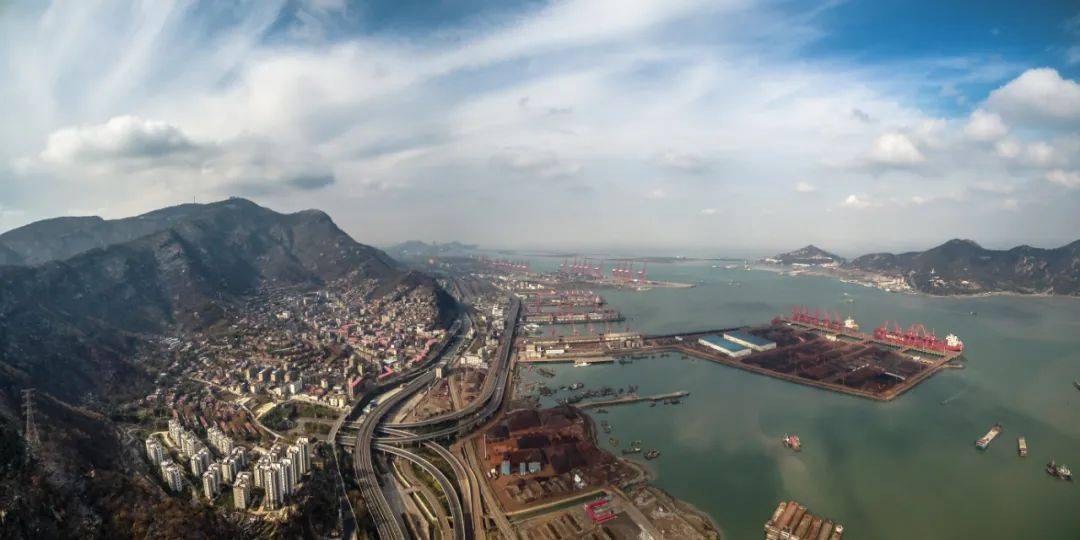 沿海省海洋经济总量排名_沿海开放经济特区照片(2)