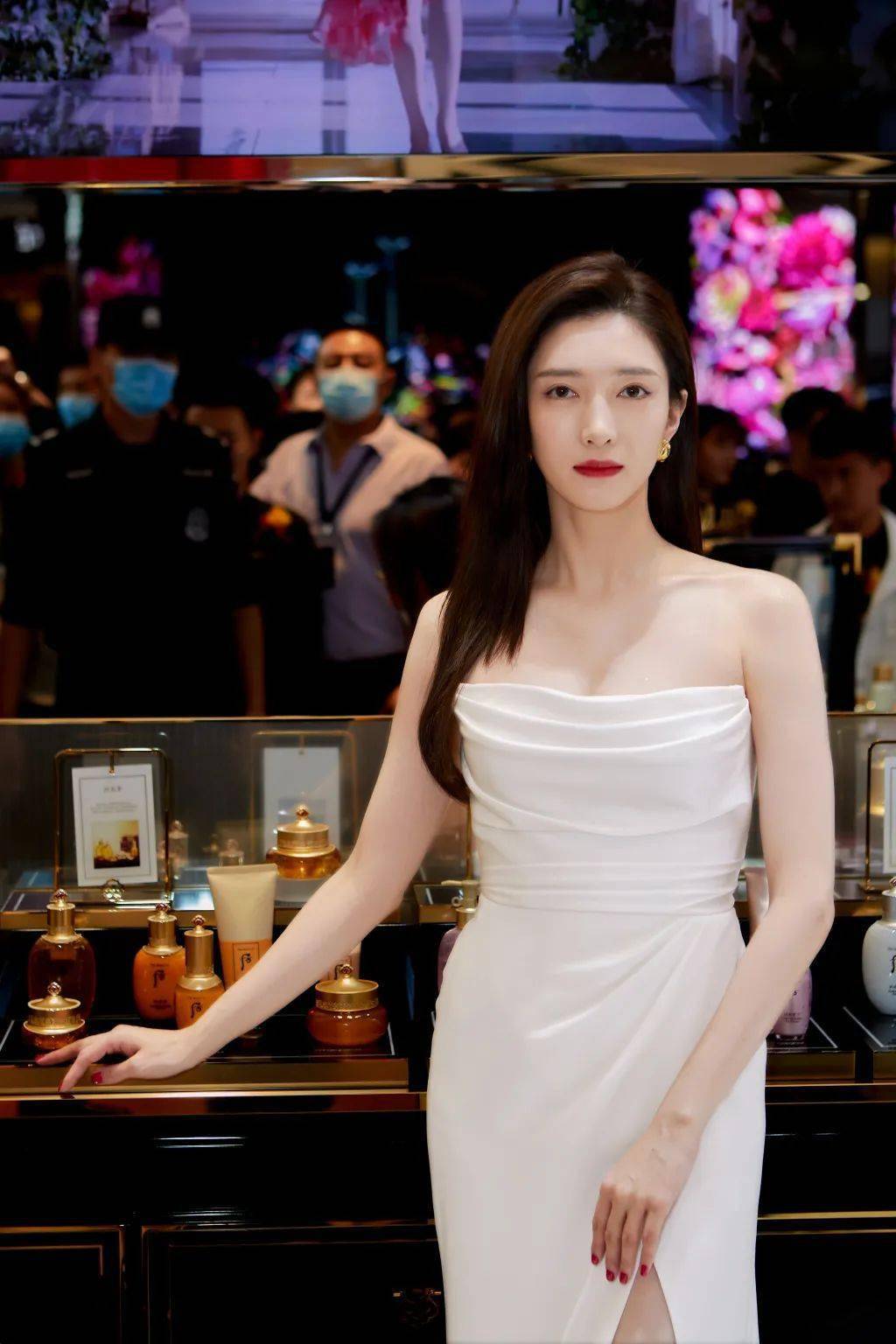 Whoo|江疏影专访丨明星隐藏的100昏护肤秘密，也太诚实了吧？