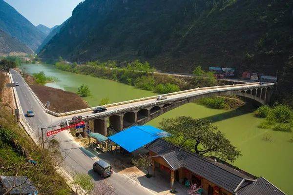 丰都龙河"八景"参选景点之印象三建