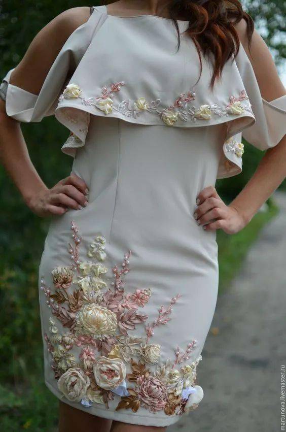 教程|丝带绣 | 奥斯汀玫瑰的绣法教程！（附:13种丝带、7种入门针法详细教程）