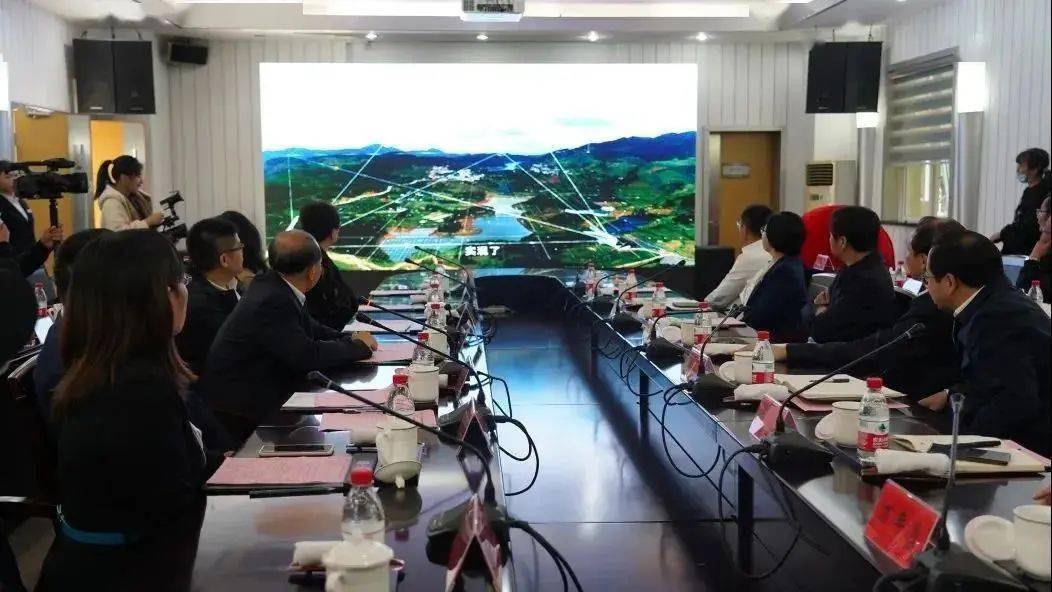 杨巷gdp_中国gdp增长图