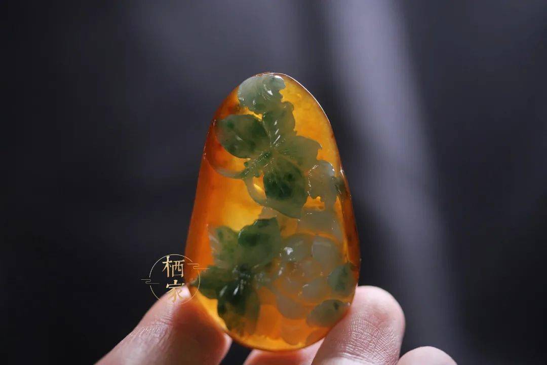 珠宝|把玉石玩成了艺术,这个80后女孩是怎么做到的...