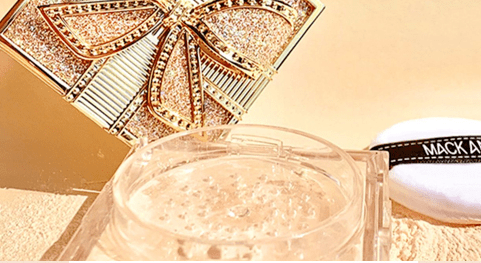 预售|200块也能化出百万化妆师同款底妆！3分钟让毛孔隐形，get粉嘟嘟的奶油肌！实在是太好看了~