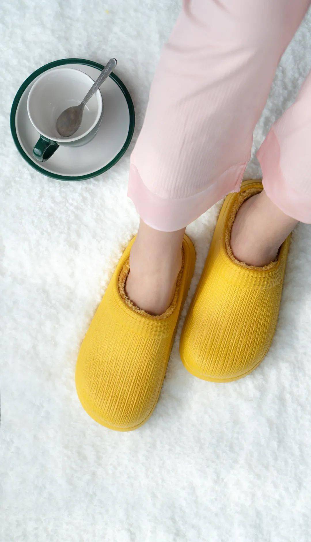 鞋底|今年这双“会发热”拖鞋火了！每走一步都在享受