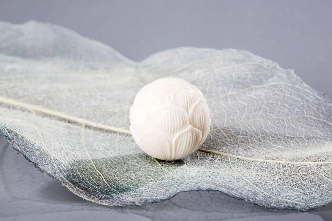 翡翠|秋冬戴这些才能时髦又高级，精致女人的首选！仅需百元，还不快抢!