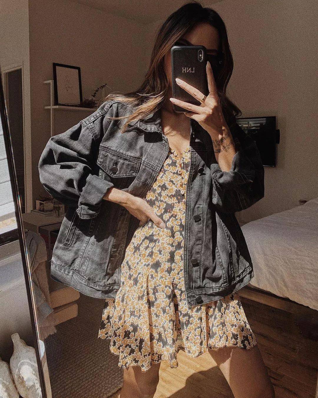 余热|入秋，针织衫不薄不厚，刚好可以平衡的余热。