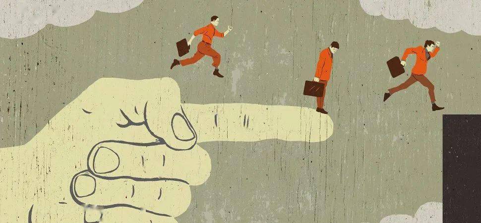 年内|公募规模腰斩！人保资产年内9只债基飘绿，五位基金经理离职丨公募基金缩水榜?