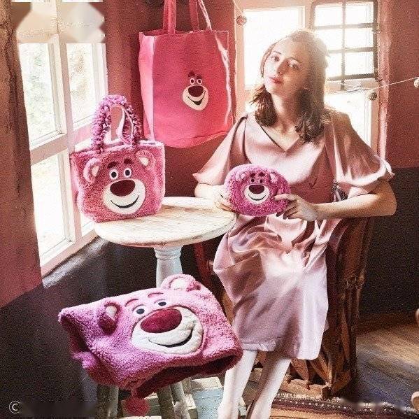 Gucci|摩登日记｜唐老鸭、草莓熊 迪士尼家族的新晋“打工人”