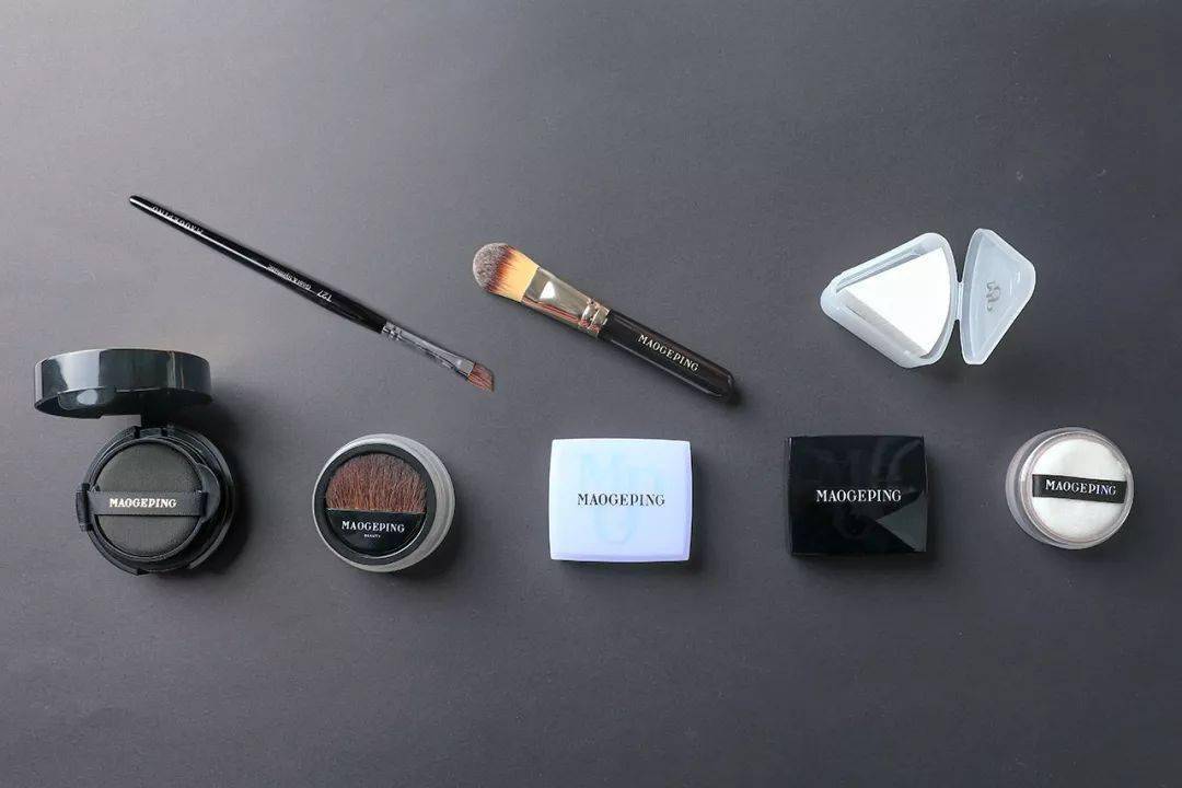 毛戈平|毛戈平没骗我！用了它们，我像换了张脸~