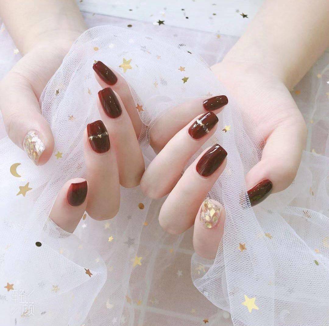 颜色|2020秋冬的流行色美甲都太好看了