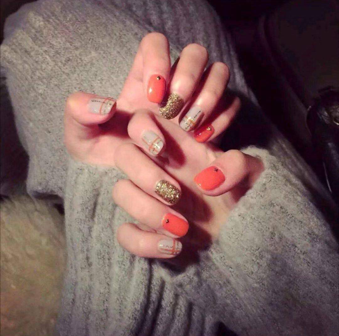 颜色|2020秋冬的流行色美甲都太好看了