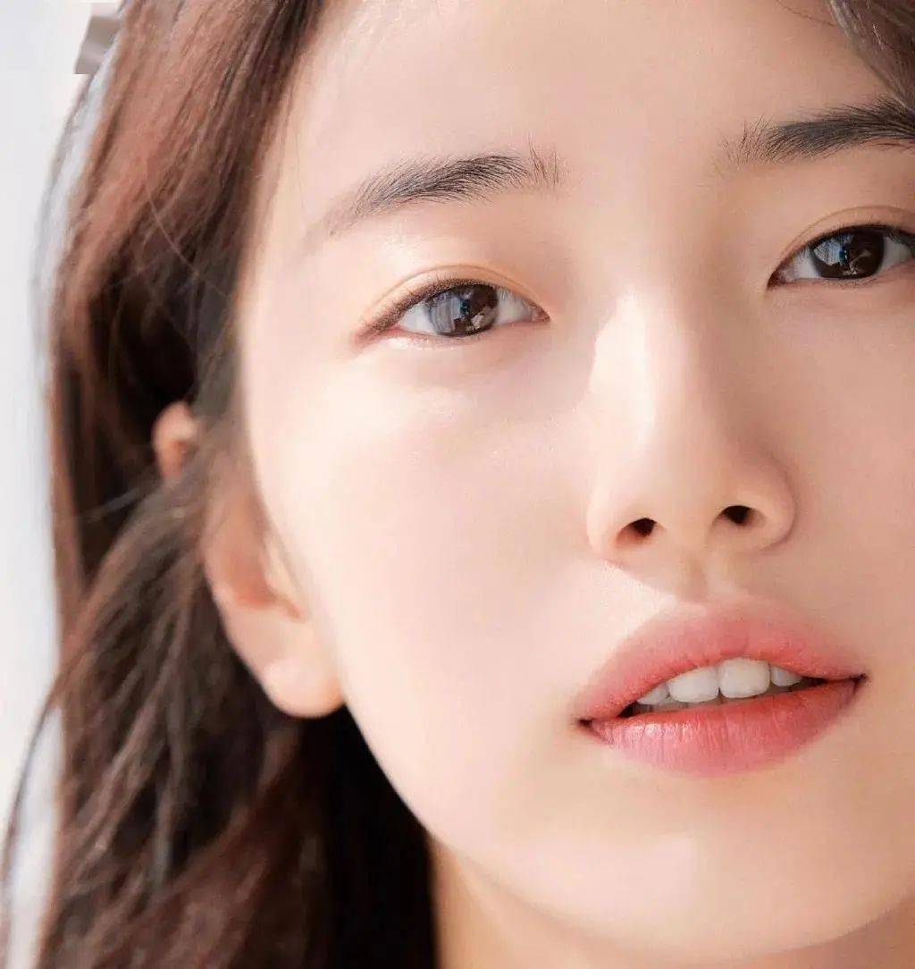 肌肤|嫩到掐出水！用一次比敷100片面膜还白润，10分钟感受女星同款水光肌！