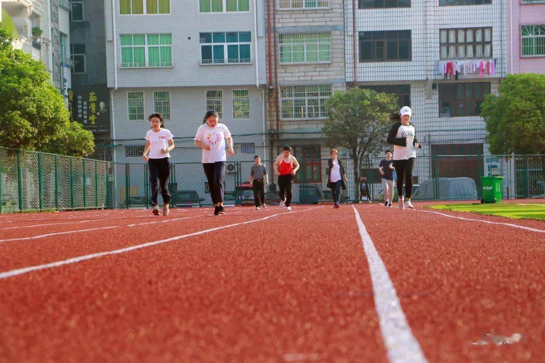 宁德市中小学生人口_宁德市民族中学校史馆