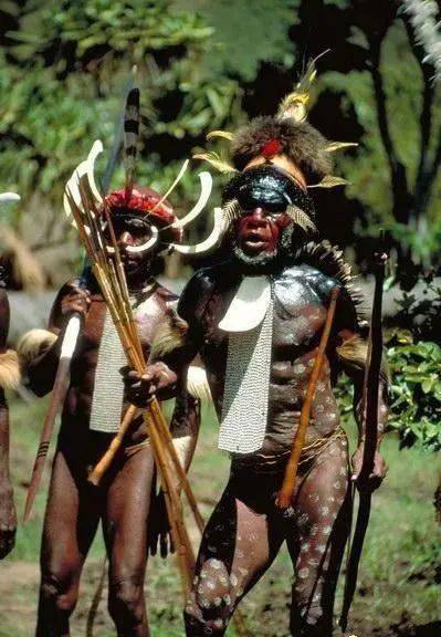 亚马逊丛林土著食人族