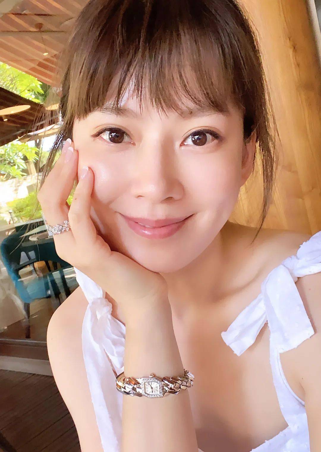 美的|41岁，她依旧美的很高级