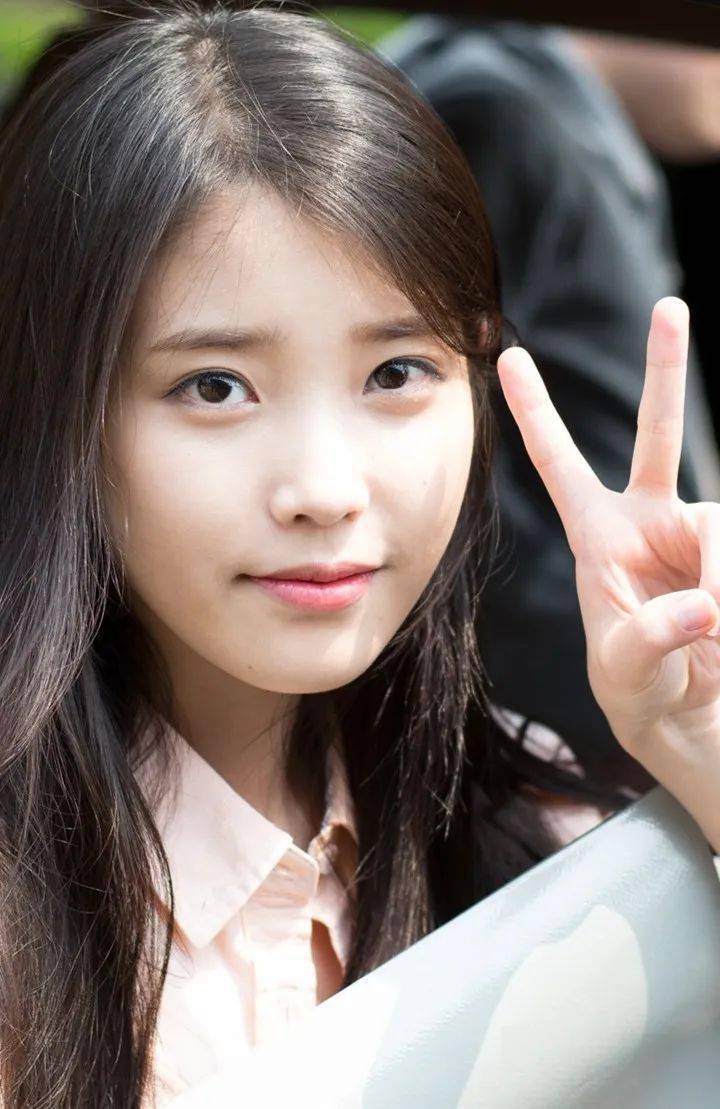 小土|黑黄皮逆袭！IU从“小土妹”到“白雪公主”，靠的竟然是它？！