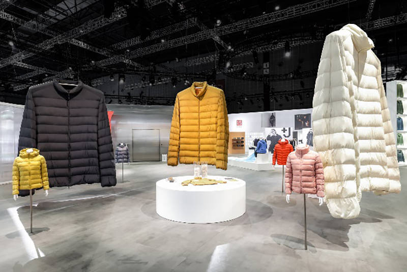 博会|虚拟化妆师、发质检测仪、“金鹰女神”裙，这届进博会够时尚