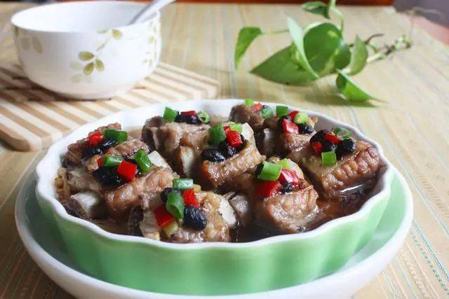 豆豉酱油排骨教学 a5bad5ab7019472b8992208f32835e99.jpeg