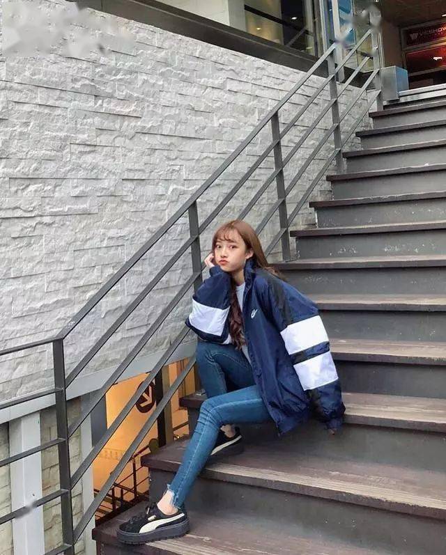 心机|拍照时学会这15个心机姿势，瞬间变美！