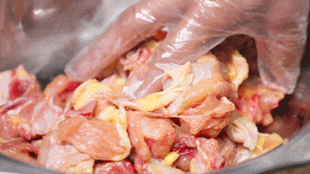 最近火爆汕头的干锅鸡,秘方竟是因为这道