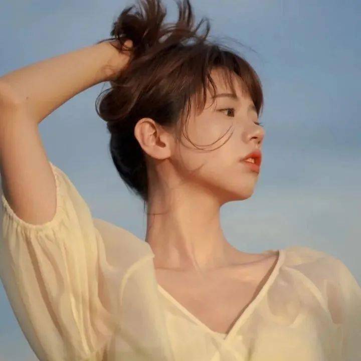 永远不可能成为绿茶的三大星座女:看似随性,却不容异性冒犯