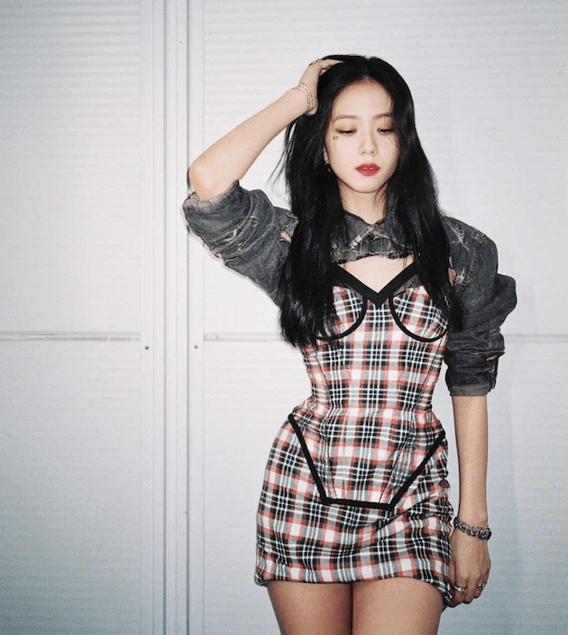 格子|热播剧女象棋天才造型更出圈~这一波复古格纹带起来！