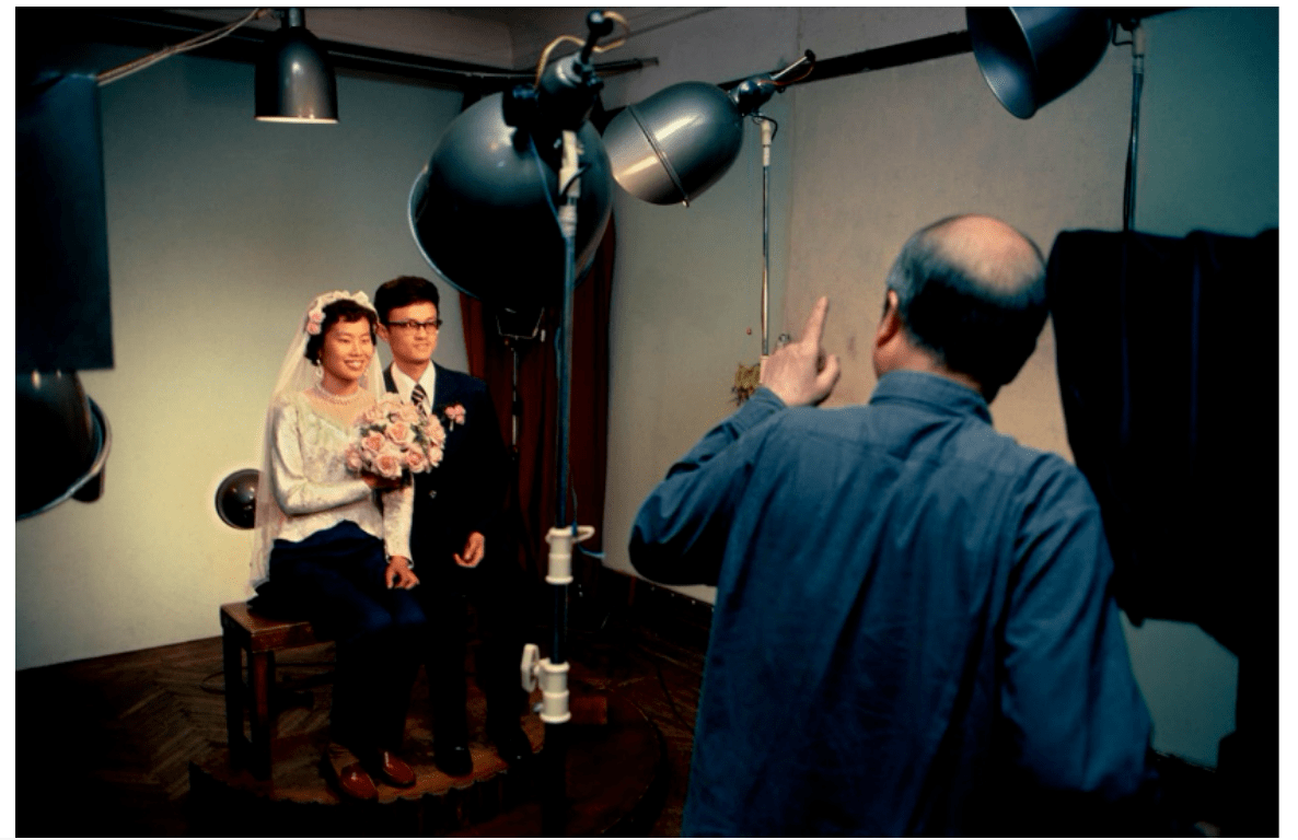 第一个采用彩色摄影报道中国的摄影师