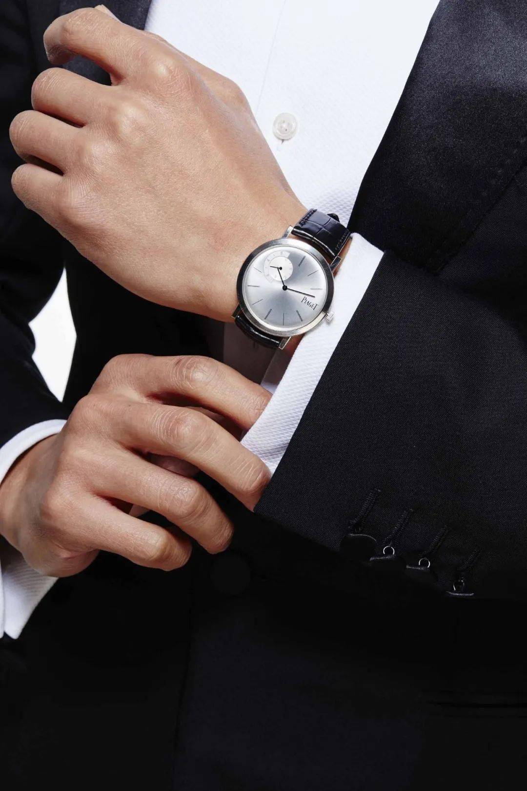 男士|会戴珠宝的男人，品味不会差 。