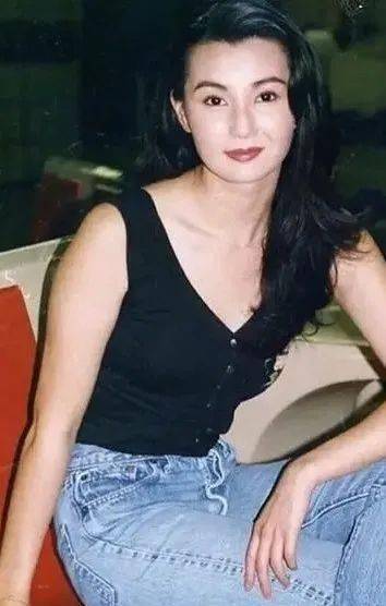 sina|想做氛围感港风美人？我帮你整理了一份超容易上手的教程！